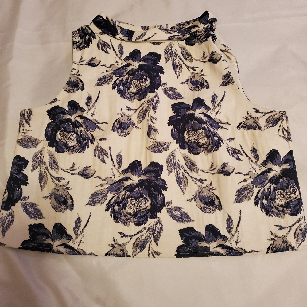 Eva Mendes Blouse size 12 blue and off white